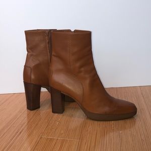 Tod’s Brown Leather Boots